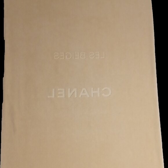 CHANEL Parfums Beach Towel - NEW - Ultra Large (37'' x 66'') - Picture 3 of 8
